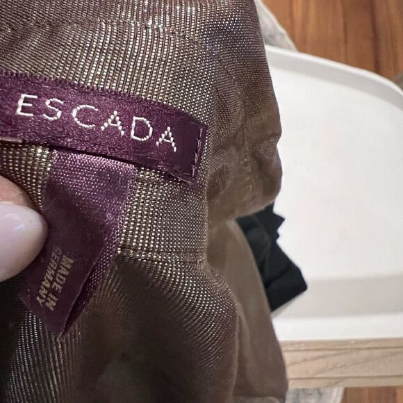 Escada metallic button-down blouse, size 36, US 6 - Picture 7 of 8